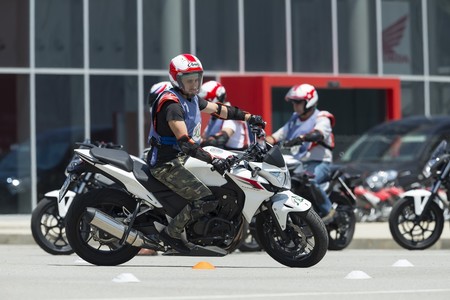 Carnet Moto Autoescuelas 2